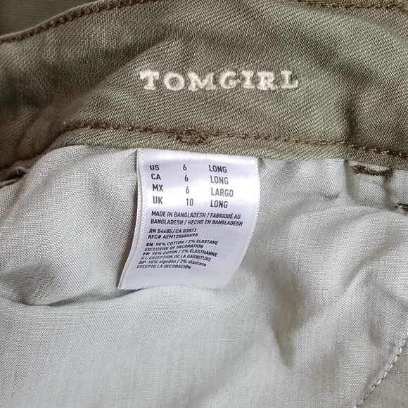 AMERICAN EAGLE TOMGIRL JEANS - Picture 7 of 7